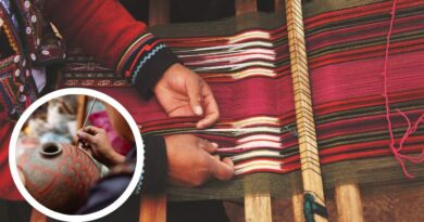 Imagem de uma pessoa fazendo tecelagem e uma imagem destacada de uma pessoa pintando um pote de barro, dentro da temática do artigo "ganhar dinheiro com artesanato"